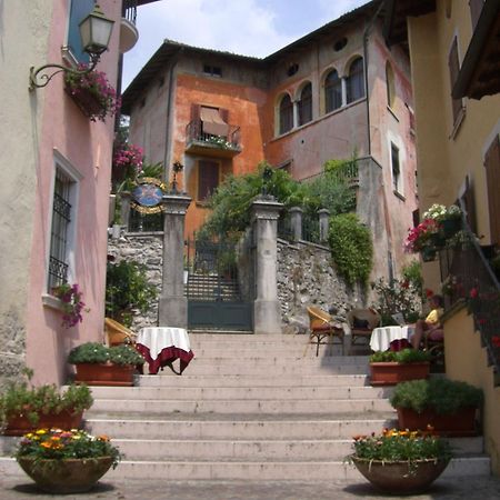 Locanda Agli Angeli Gardone Riviera Eksteriør billede