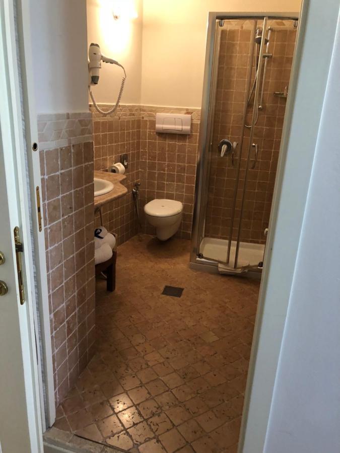 Locanda Agli Angeli Gardone Riviera Eksteriør billede