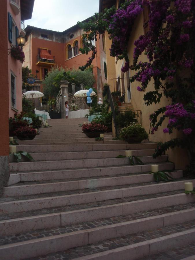 Locanda Agli Angeli Gardone Riviera Eksteriør billede
