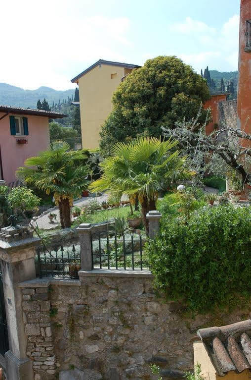 Locanda Agli Angeli Gardone Riviera Eksteriør billede