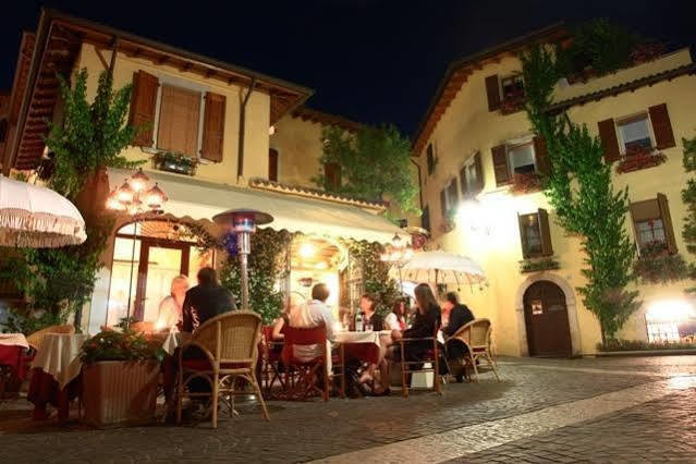 Locanda Agli Angeli Gardone Riviera Eksteriør billede